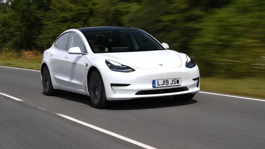  Tesla Model 3 2019 года  (UK) (фото 1 из 1)